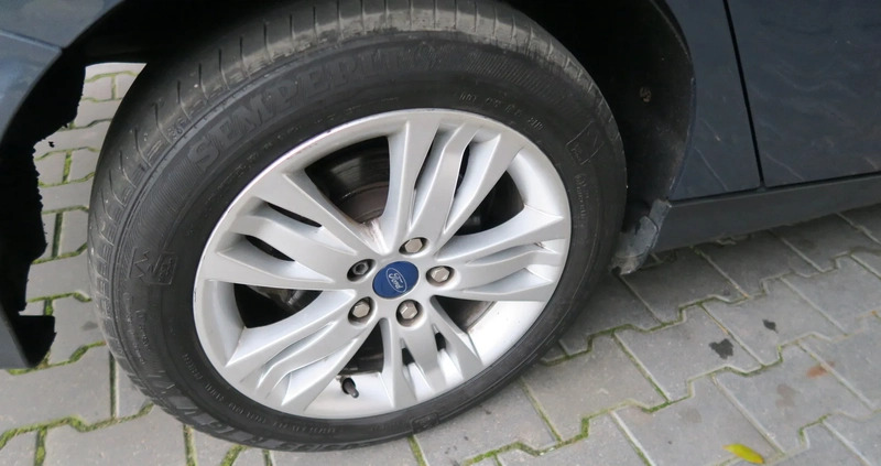 Ford Focus cena 24900 przebieg: 180000, rok produkcji 2012 z Izbica Kujawska małe 379